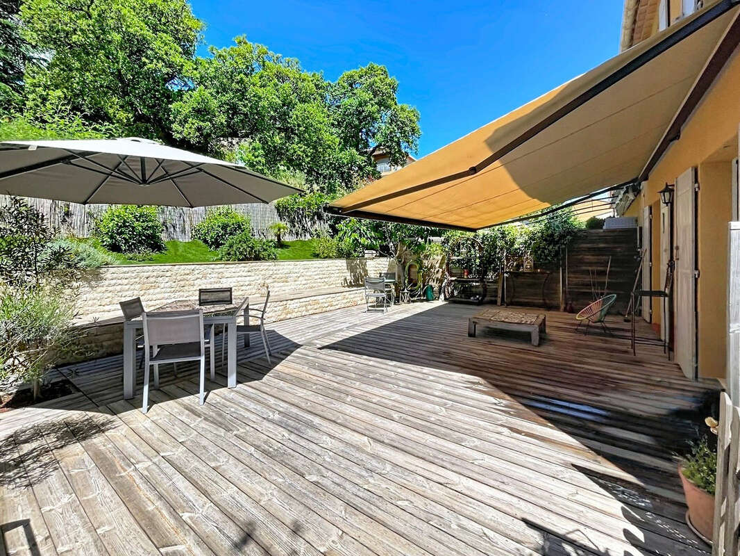 Maison à LA GARDE-FREINET