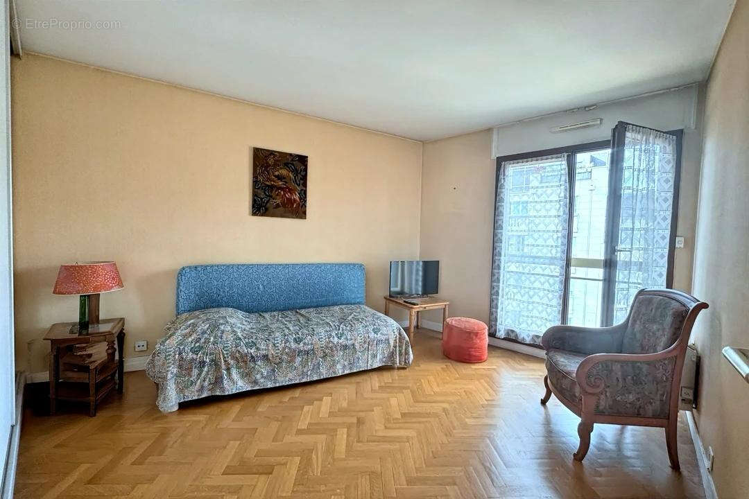 Appartement à SAINT-MANDE