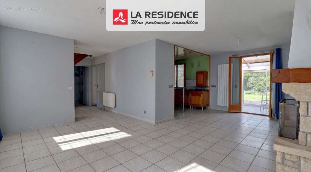 Maison 116 m² à Tourny  - photo 2