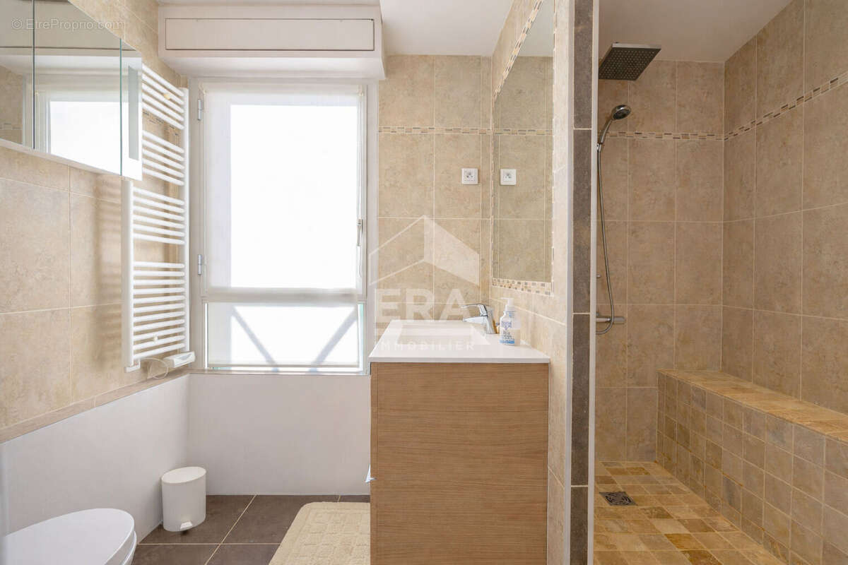 Appartement à MANDELIEU-LA-NAPOULE