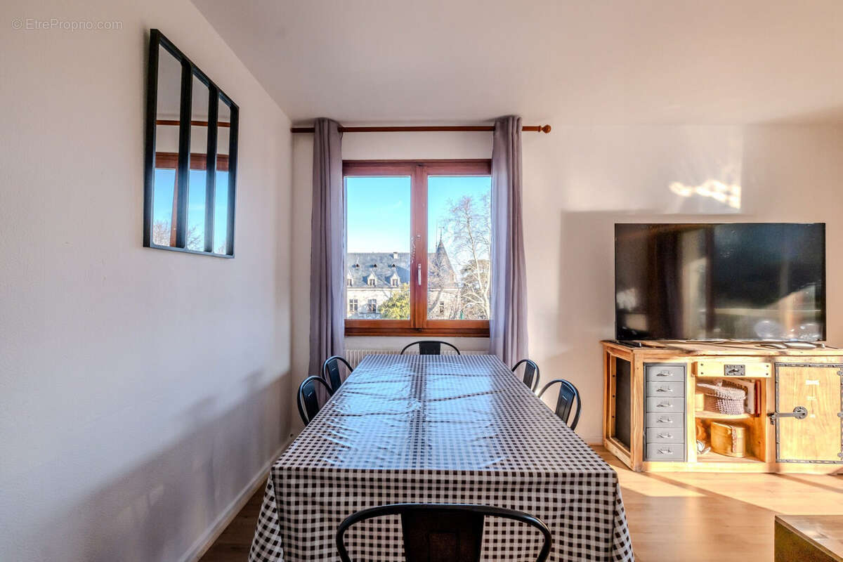 Appartement à EVIAN-LES-BAINS