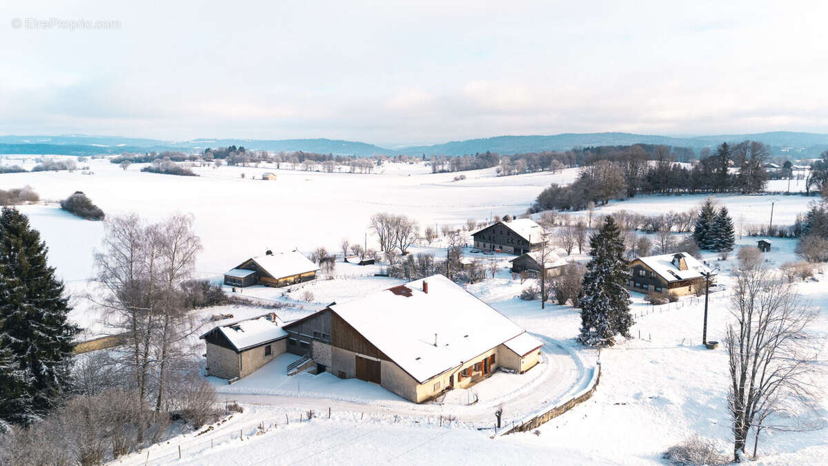 Ferme mitoyenne - LES ARCES  171.24 m2 - photo 14