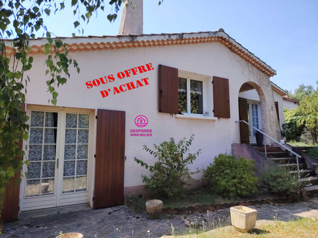 Maison à SALAISE-SUR-SANNE