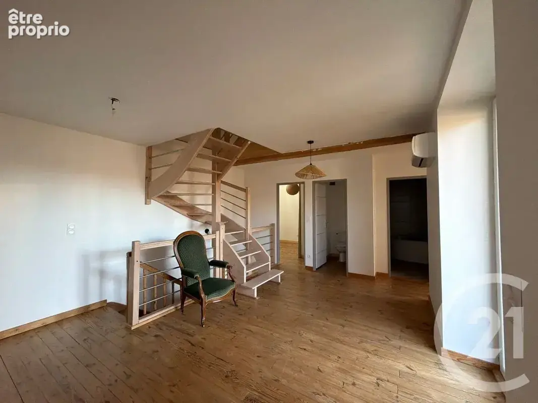 Maison 152 m² à Roiffieux  - photo 15