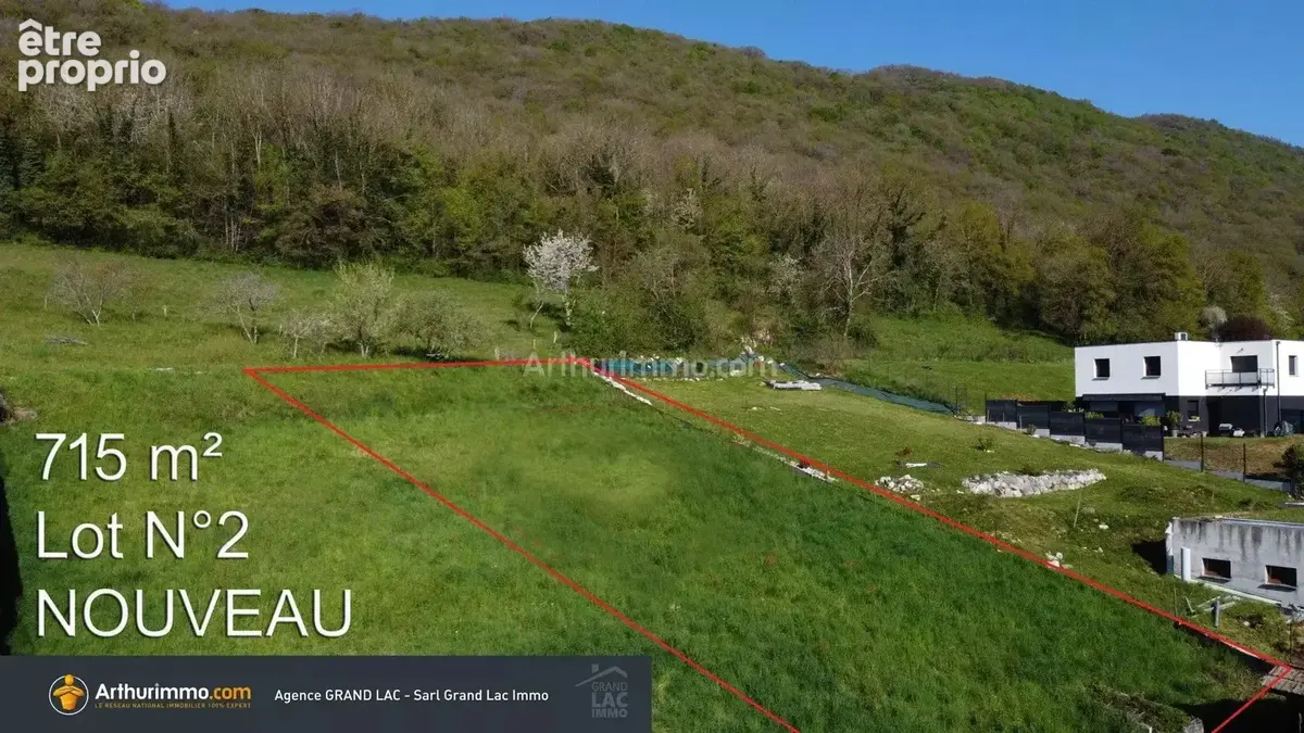Photo Terrain à Gresy-Sur-Aix au prix de 180 000€