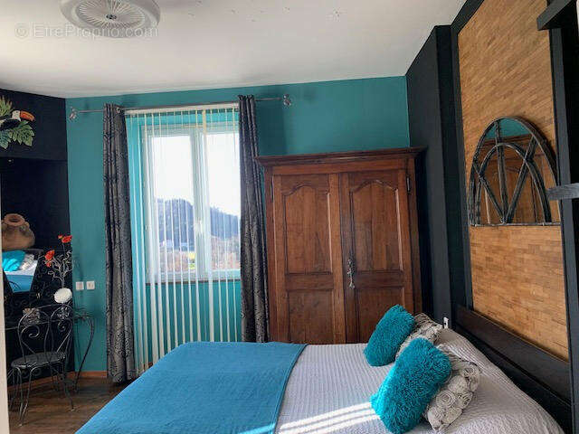 CHAMBRE 3 - Maison à ARCAMBAL