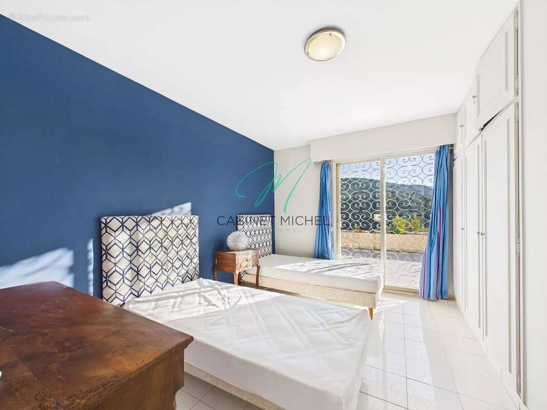 Appartement à MANDELIEU-LA-NAPOULE