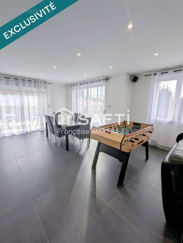 Photo 2 - Maison à SAINT-BONNET-DE-MURE