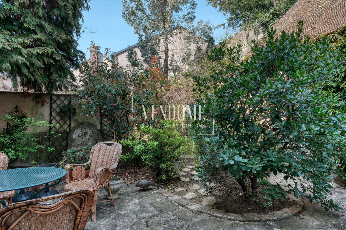 Maison à AUTHON-DU-PERCHE