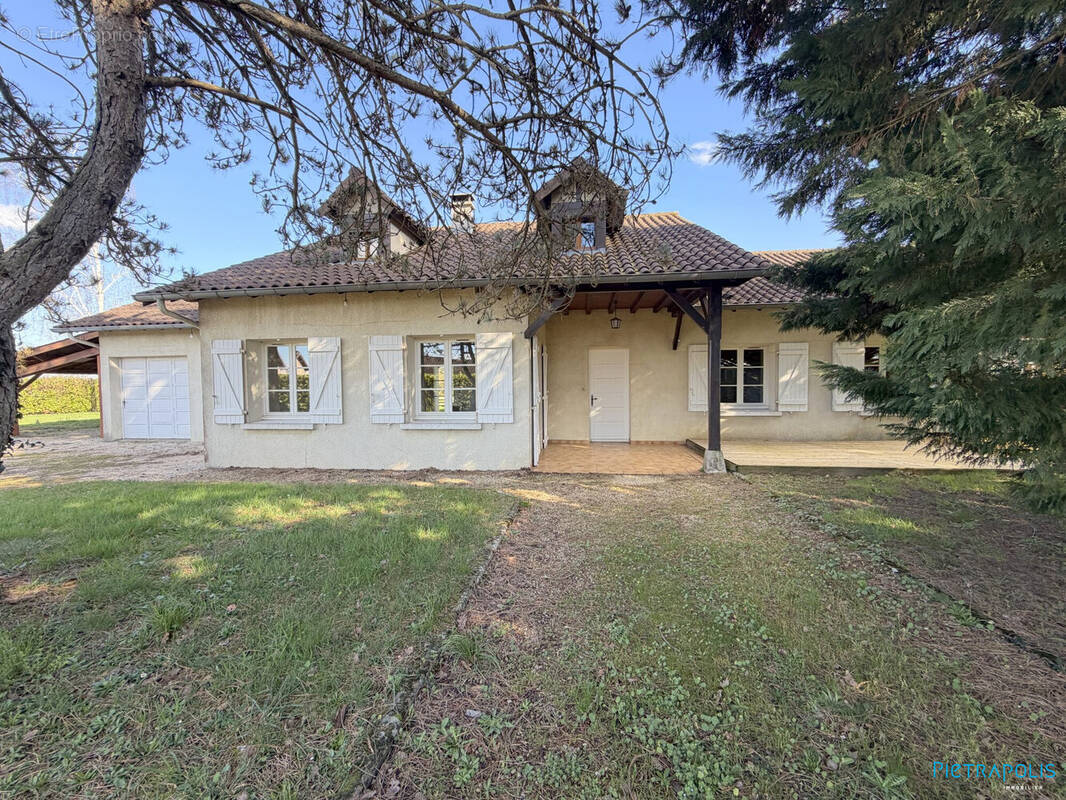 Maison à LA GENETE