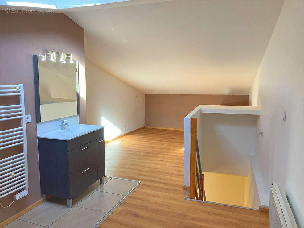 Appartement à MONTELIMAR