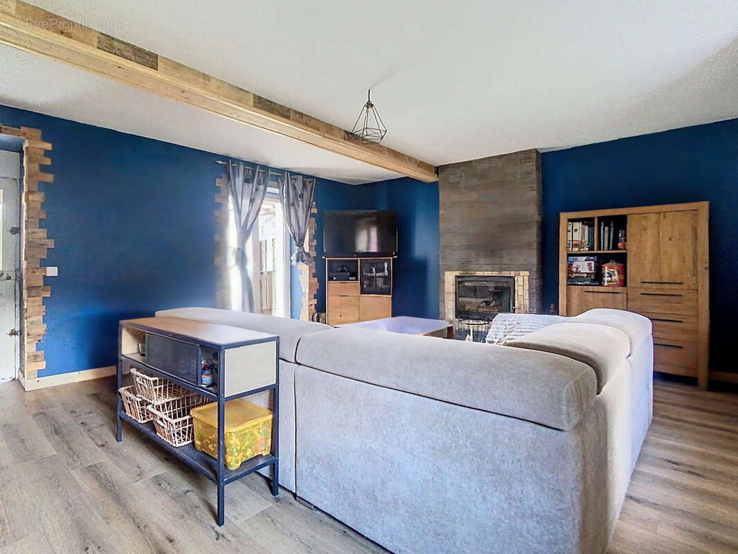 Maison à HOUTTEVILLE