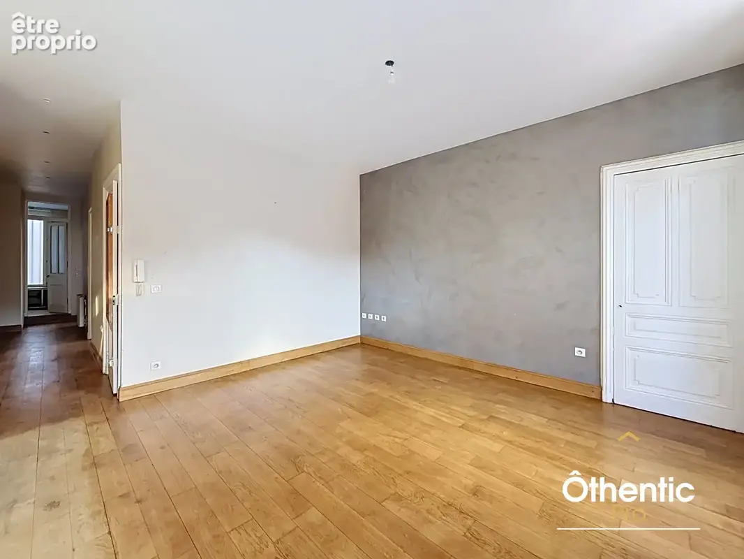À vendre   t3 avec fort potentiel d’agrandissement hyper-centre de bourgoin-jallieu - photo 4