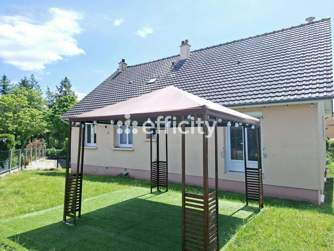 Maison à NOGENT-LE-ROTROU