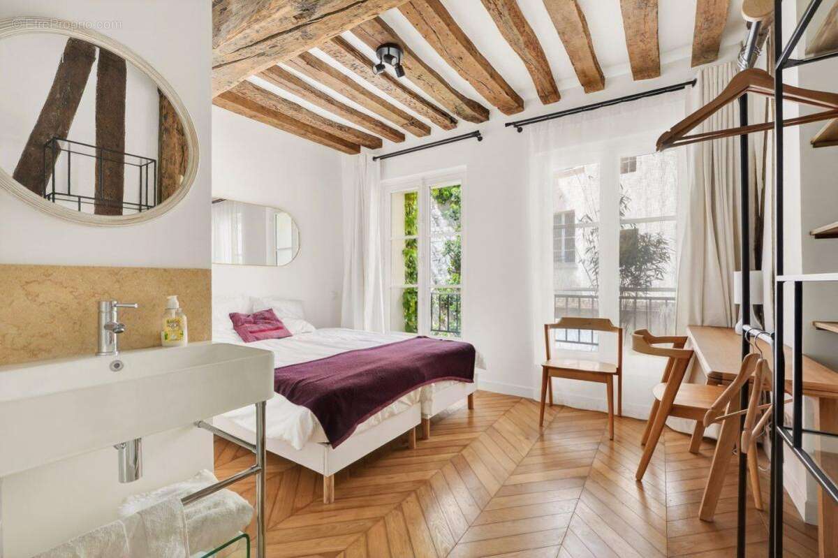 Maison à PARIS-5E
