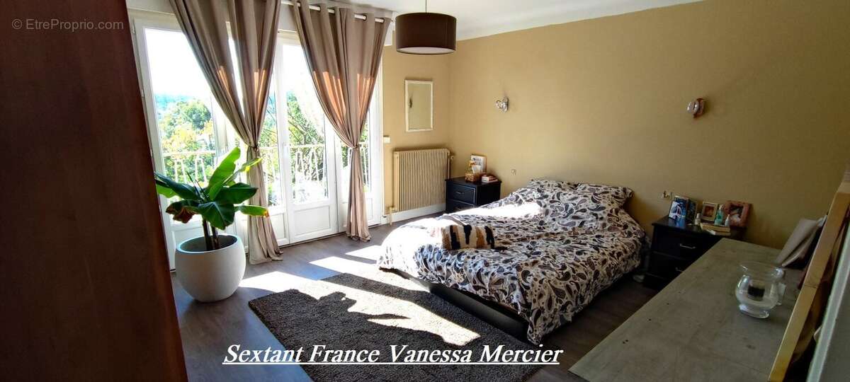 Belle propriété avec vue panoramique ! - photo 10