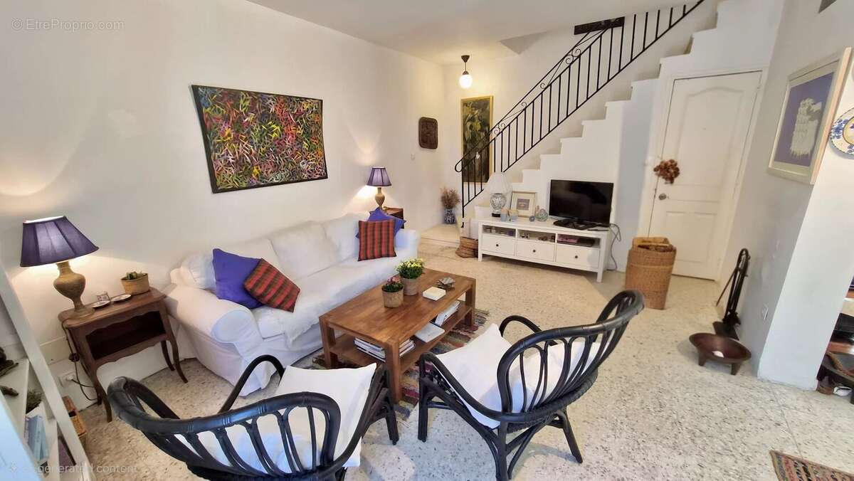 Maison à NEZIGNAN-L'EVEQUE