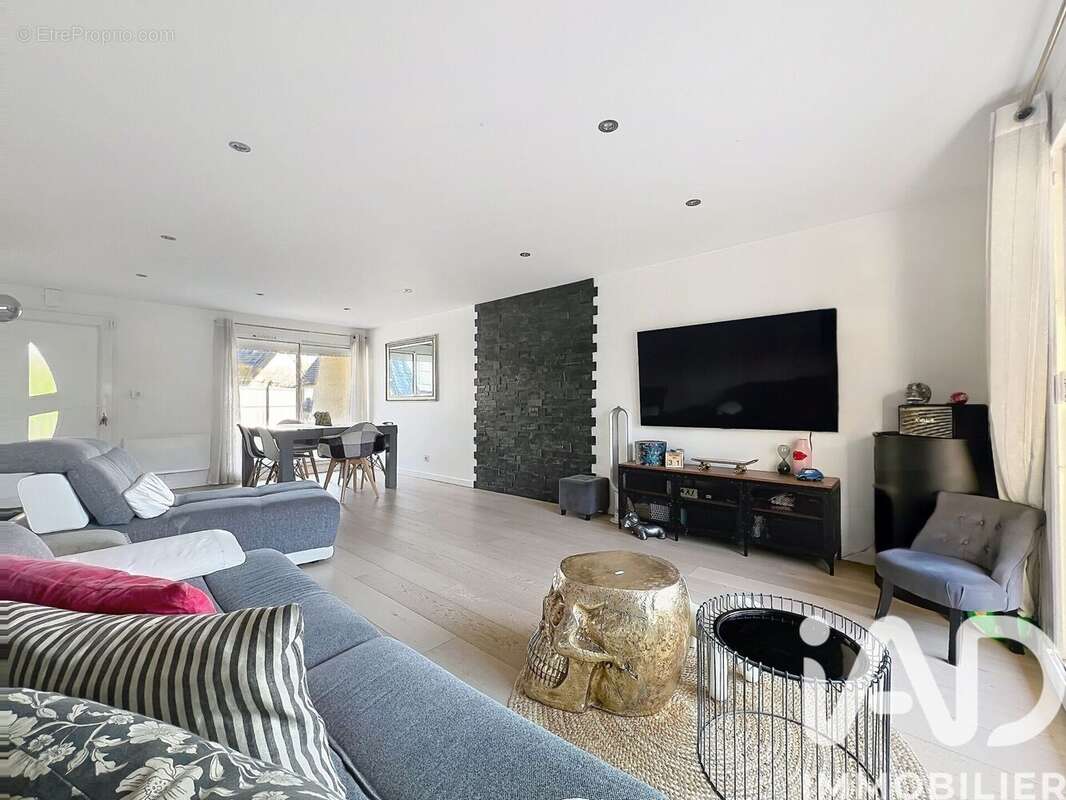 Photo 3 - Maison à TAVERNY