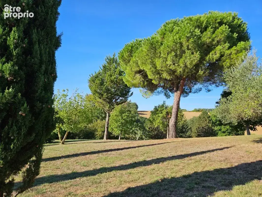 Bon Encontre : Maison familiale 160 m² - Vue panoramique et position dominante - photo 16