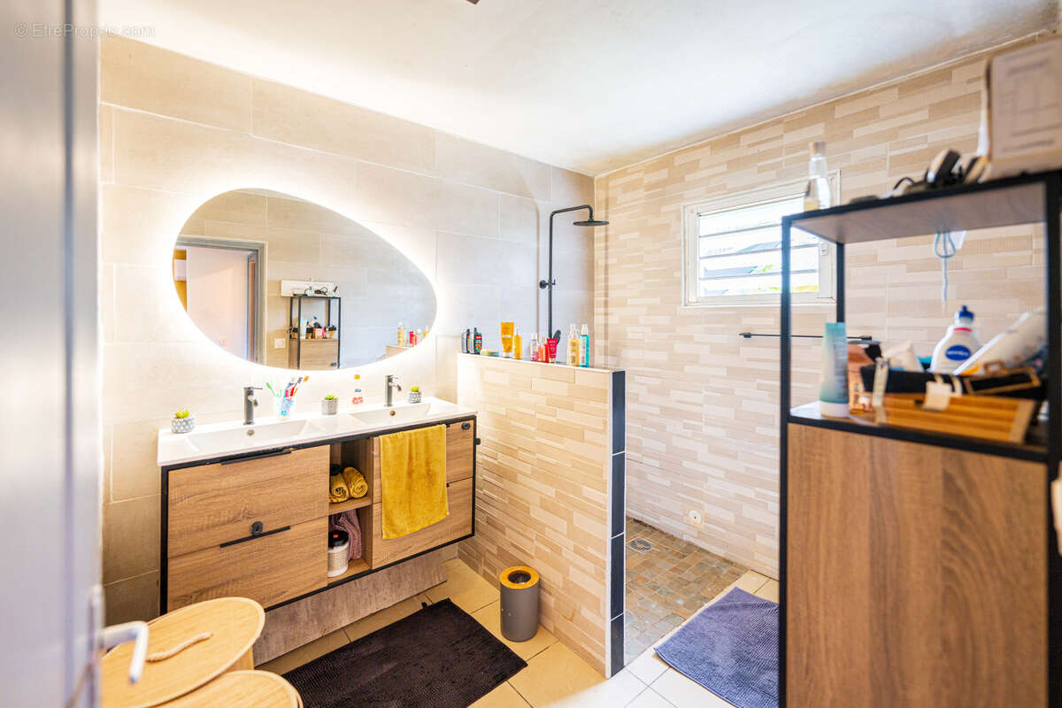 Maison à LA POSSESSION