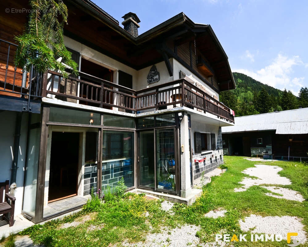 Maison de Pays 177 m2 habitables - CHAMONIX-MONT-BLANC - photo 10