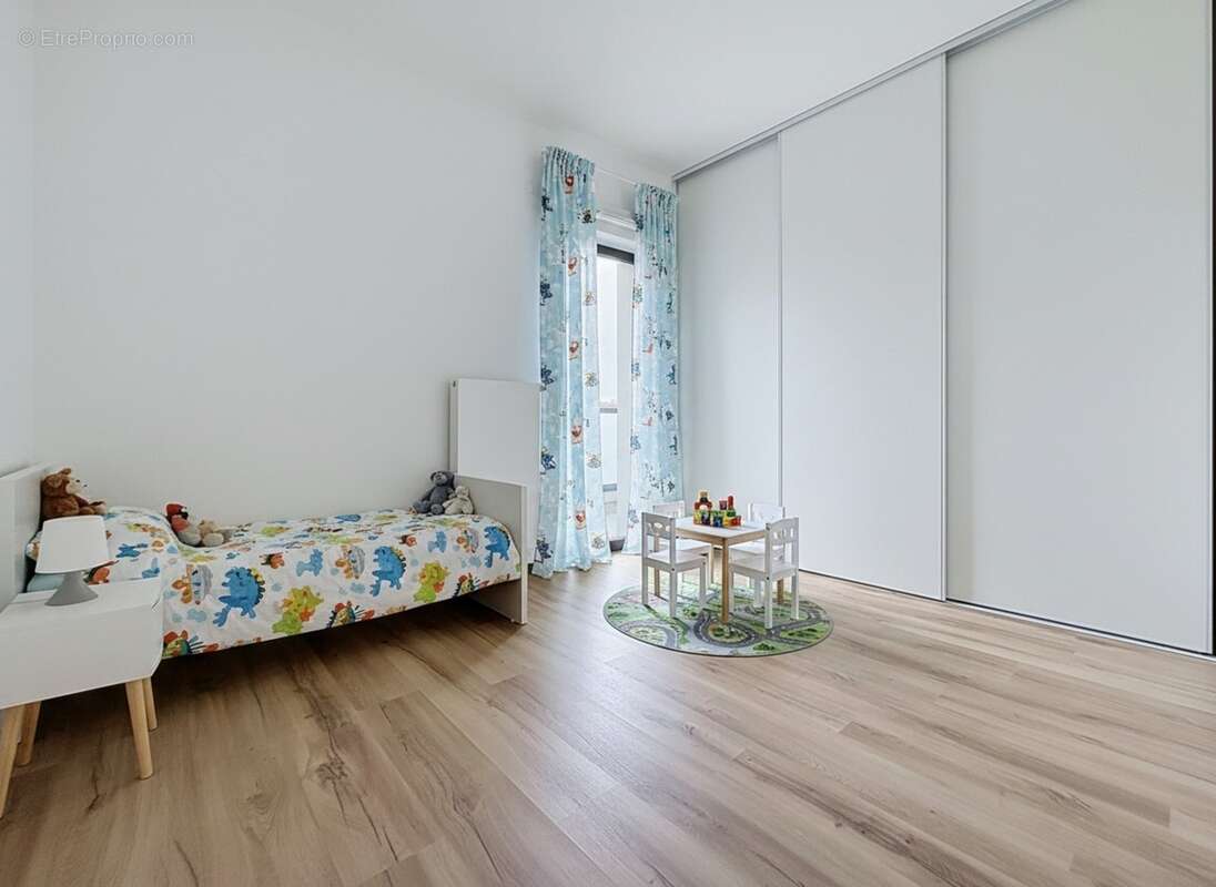 Appartement à vendre 4 pièces THONON LES BAINS (74) - photo 10