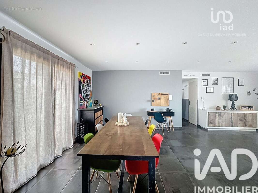 Photo 6 - Maison à PORT-DE-BOUC