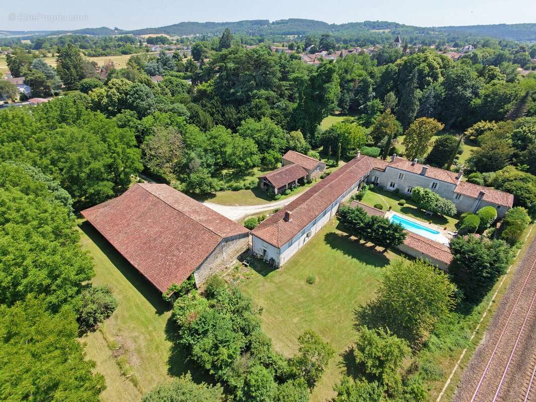 Maison à RAZAC-SUR-L'ISLE