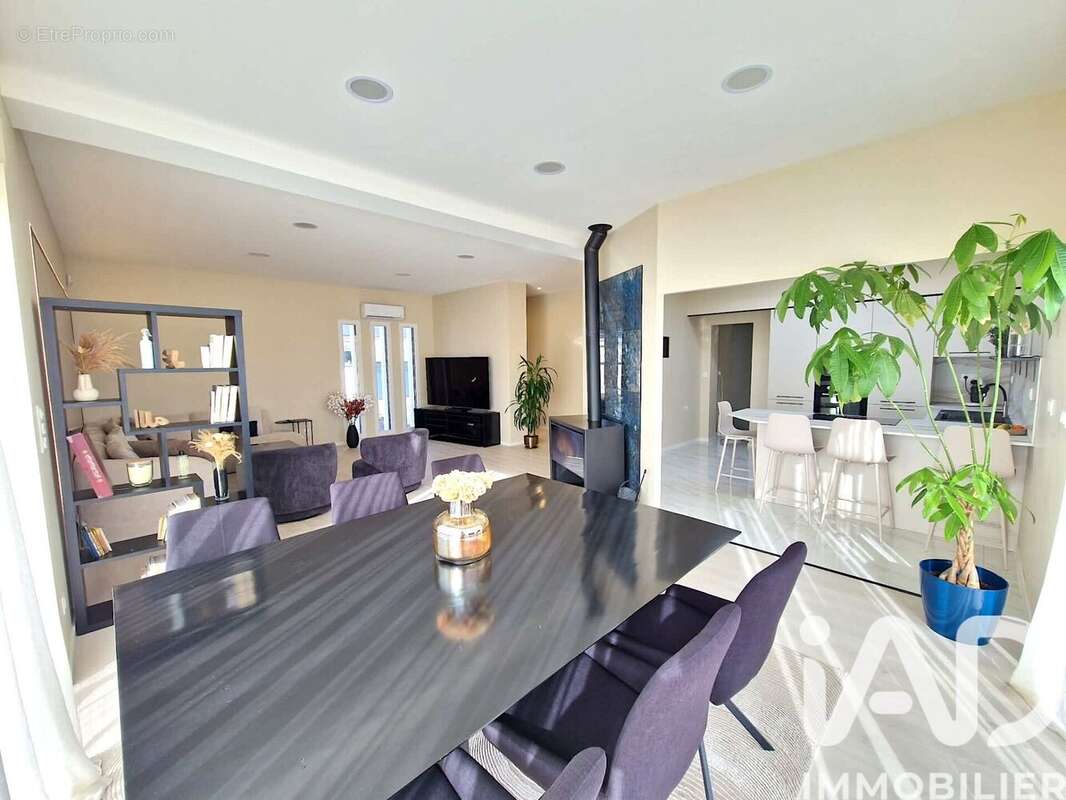 Photo 7 - Maison à CORQUILLEROY