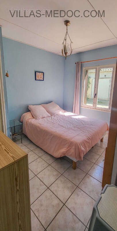 Maison à VENDAYS-MONTALIVET