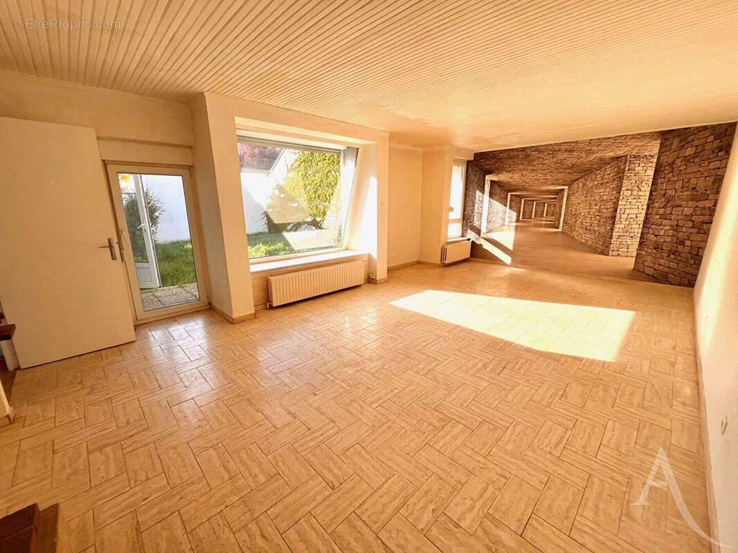 Maison à MARLY
