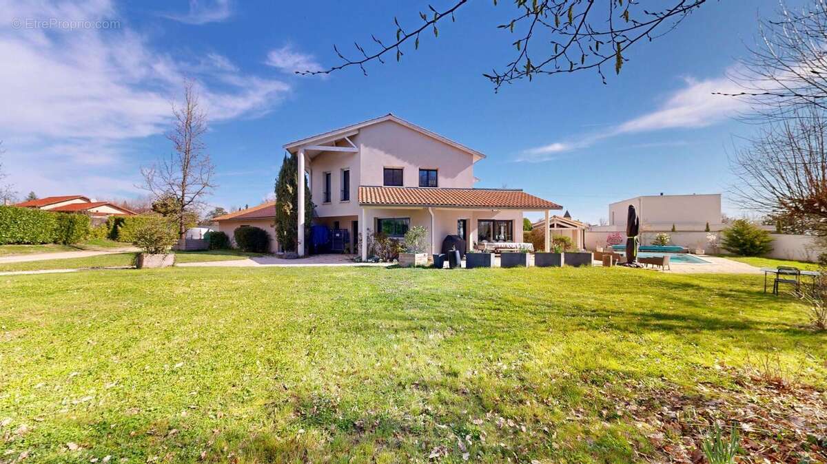 Maison à FRANCHEVILLE