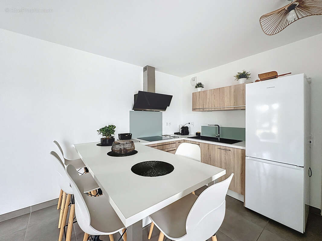 Appartement à CRAPONNE