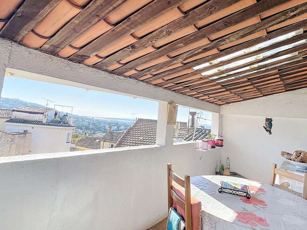 Appartement à LE CANNET