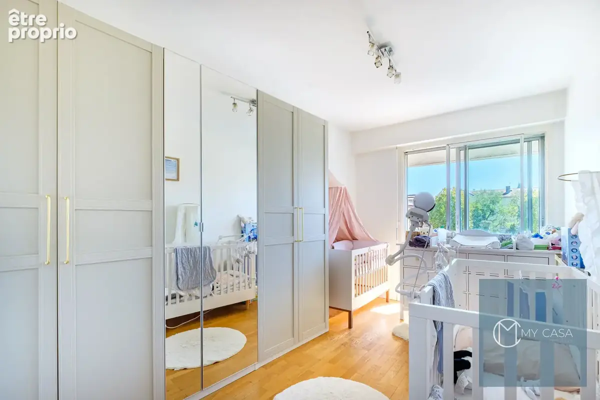 Villeurbanne - Appartement rénové de 91,17 m2 avec balcon - photo 6