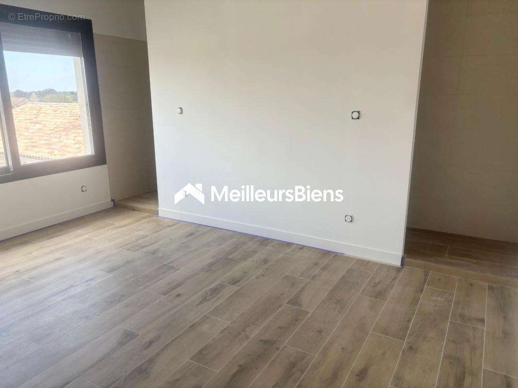 Villa de 130 m2 avec jardin - photo 8