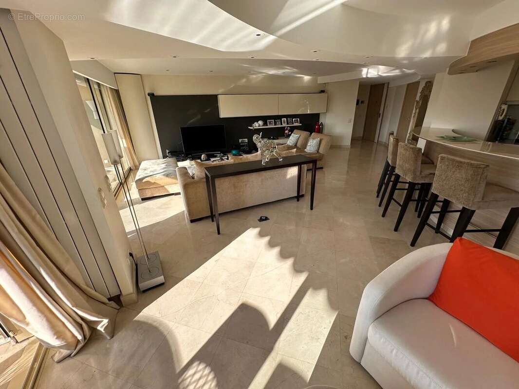 3 pieces croisette proche palm beach avec parking - photo 10