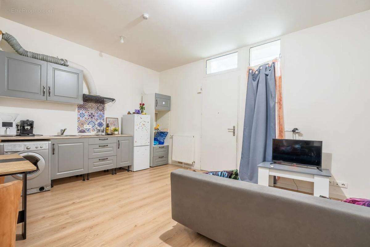 Appartement à ROMAINVILLE