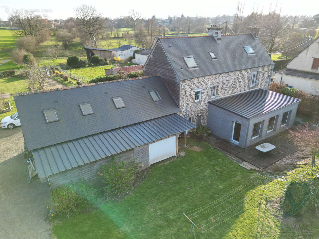 Maison à ATHIS-DE-L'ORNE