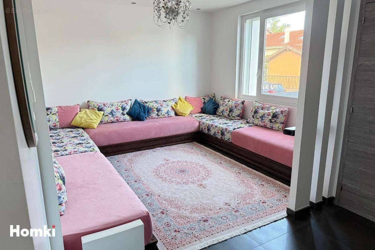 Appartement à VAULX-EN-VELIN