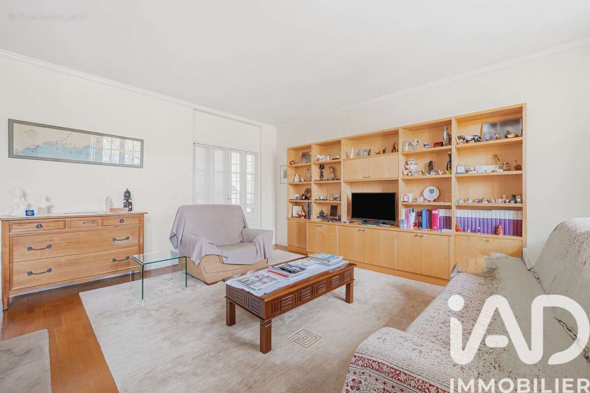 Photo 2 - Appartement à PARIS-17E