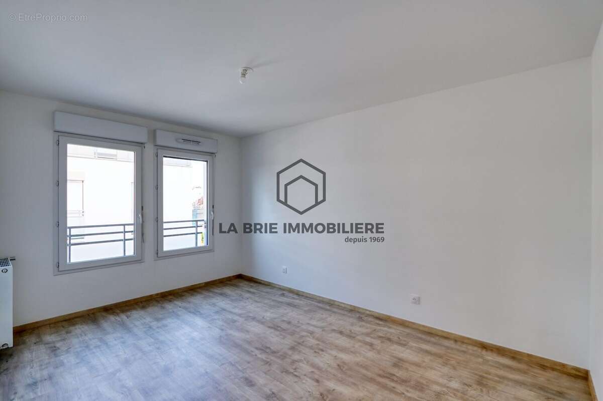 Appartement 49 m² à Mennecy  - photo 7