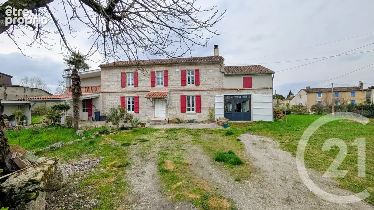 Maison 7 pièces 199 m² à vendre à Lamagistere (82360) - photo 2