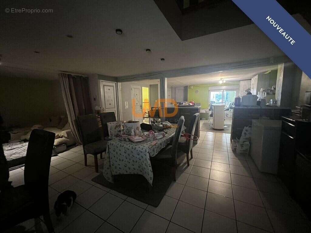 Appartement à DECAZEVILLE