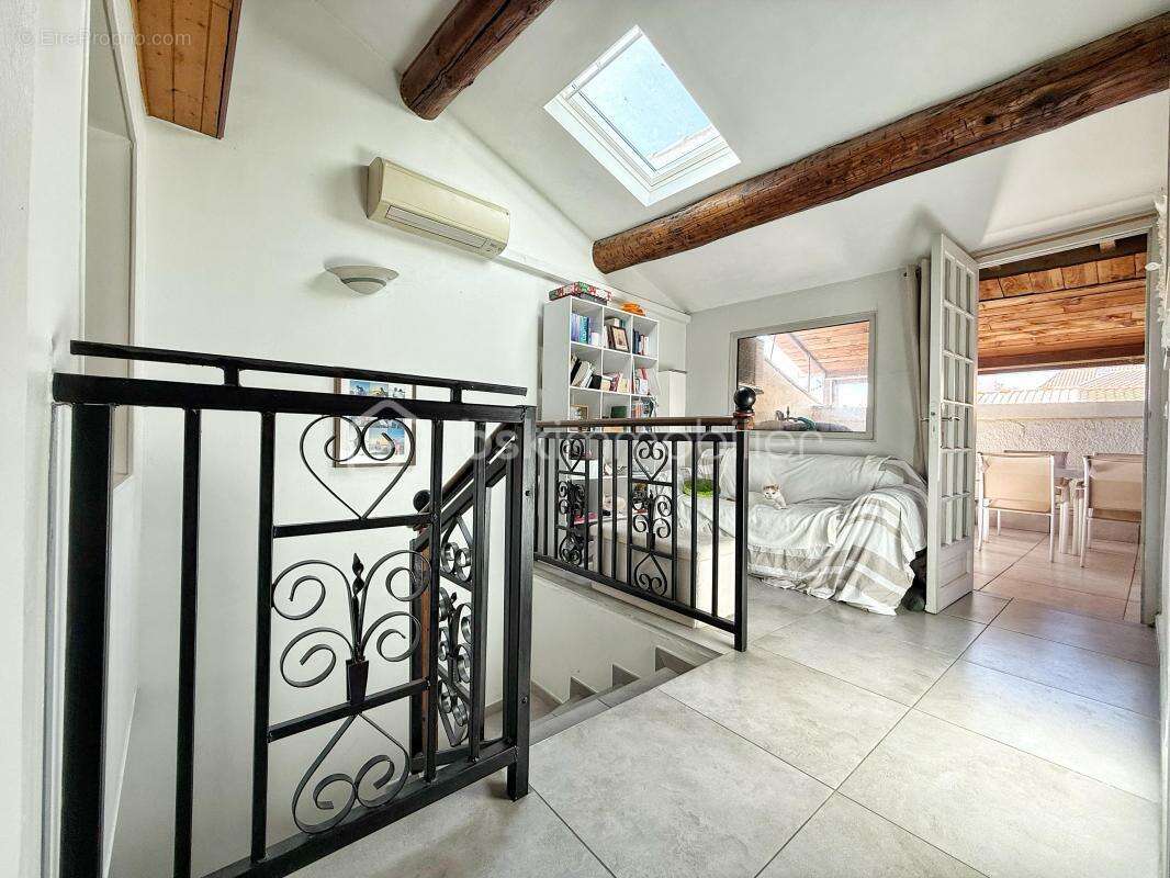 Lespignan – maison de village 89 m² – 4 pièces – terrasse couverte – garage 40 m² - photo 10