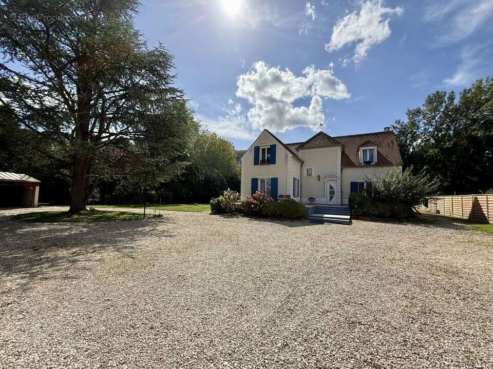 Maison à BRAY-SUR-SEINE