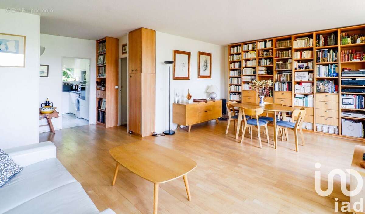 Photo 2 - Appartement à VILLE-D'AVRAY