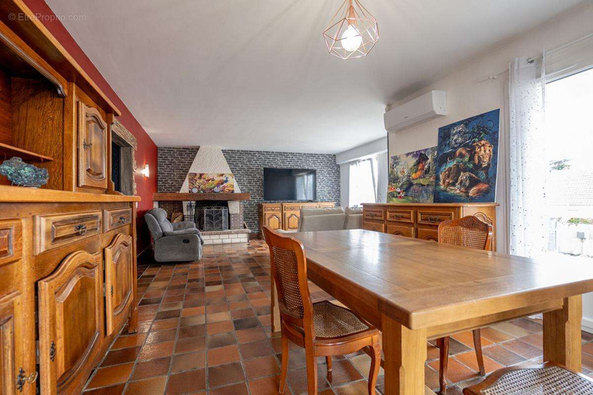 Lieux uniques ® x propriétés privées propose maison de 1976 neung-sur-beuvron 196 m² - photo 7