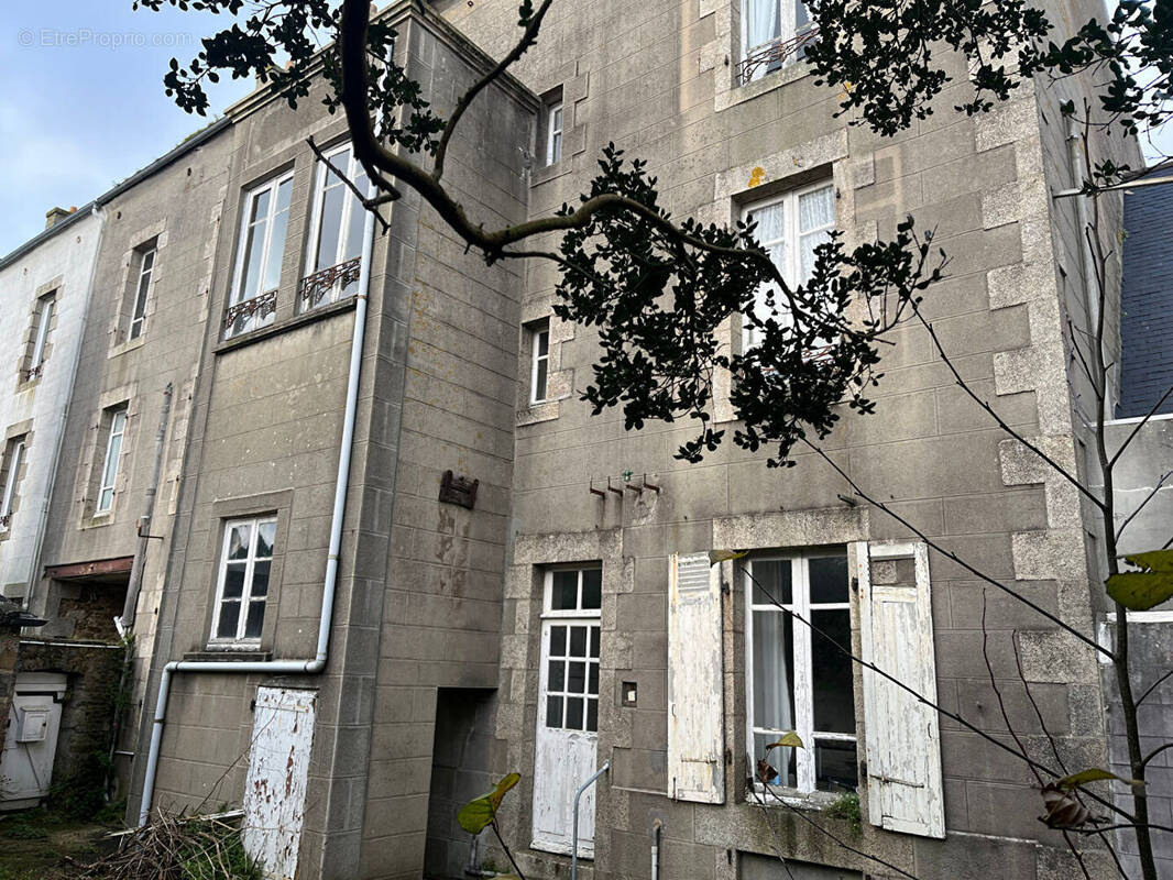 Appartement à LANNILIS