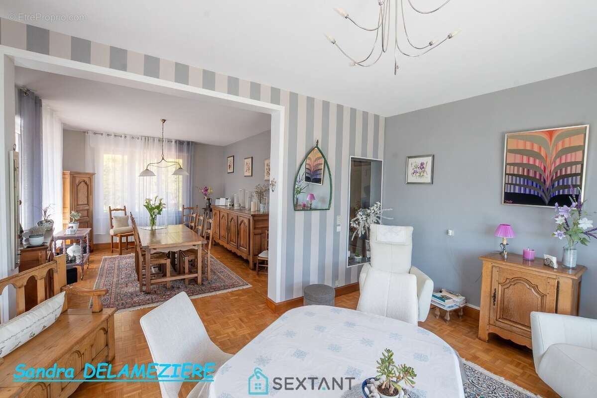 Maison à FLIXECOURT